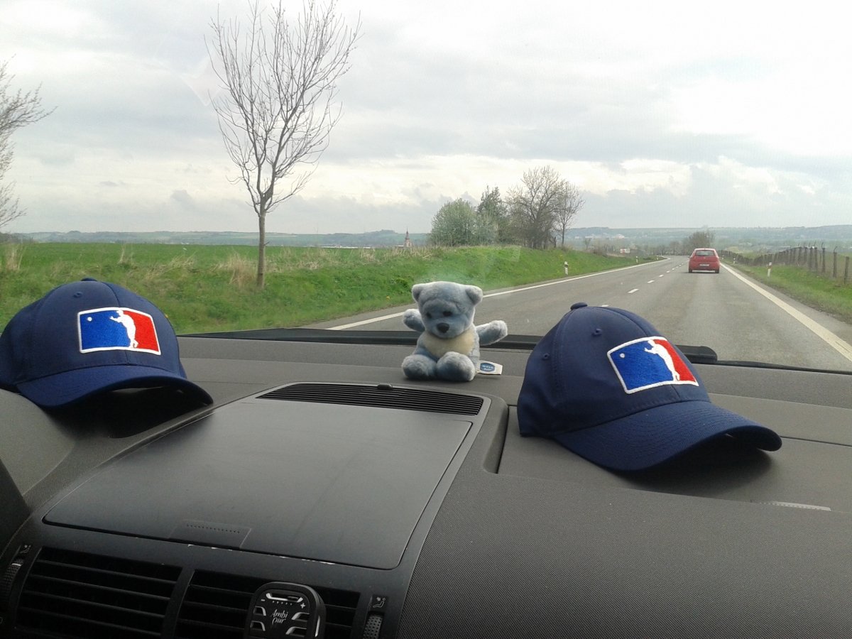 EBL U7 2015 | Hladáme benzínku