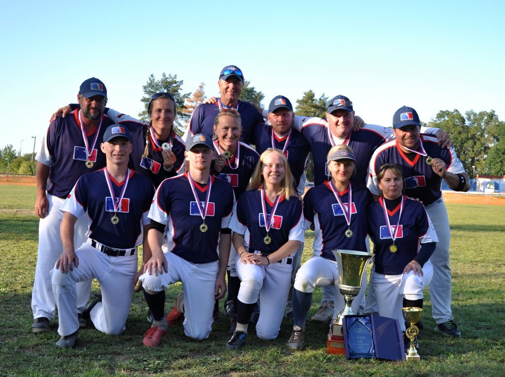 Waynes Pardbubice Mistři ČSL | foto T. Dunda