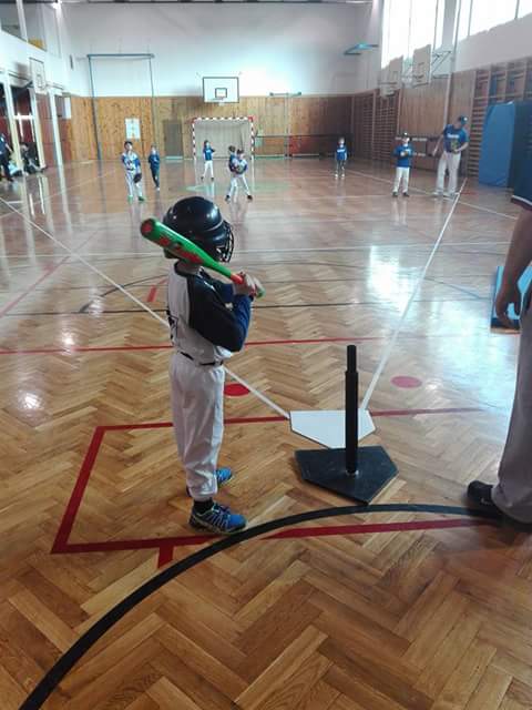 WW Indoor Cup U7 2016 | Adam Kusý "Tak kam to pošlu?"
