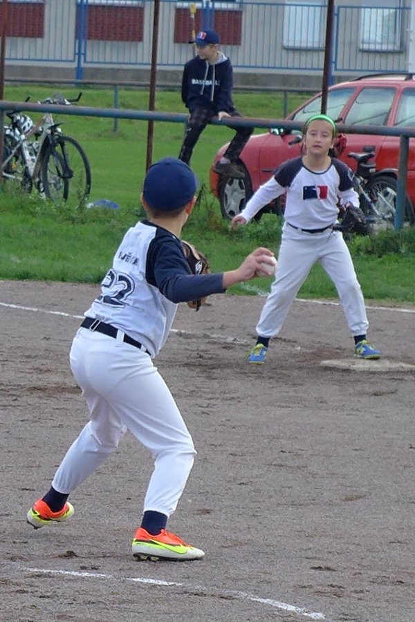 Waynes - Blesk | Vojta  Šenkýř & Áňa