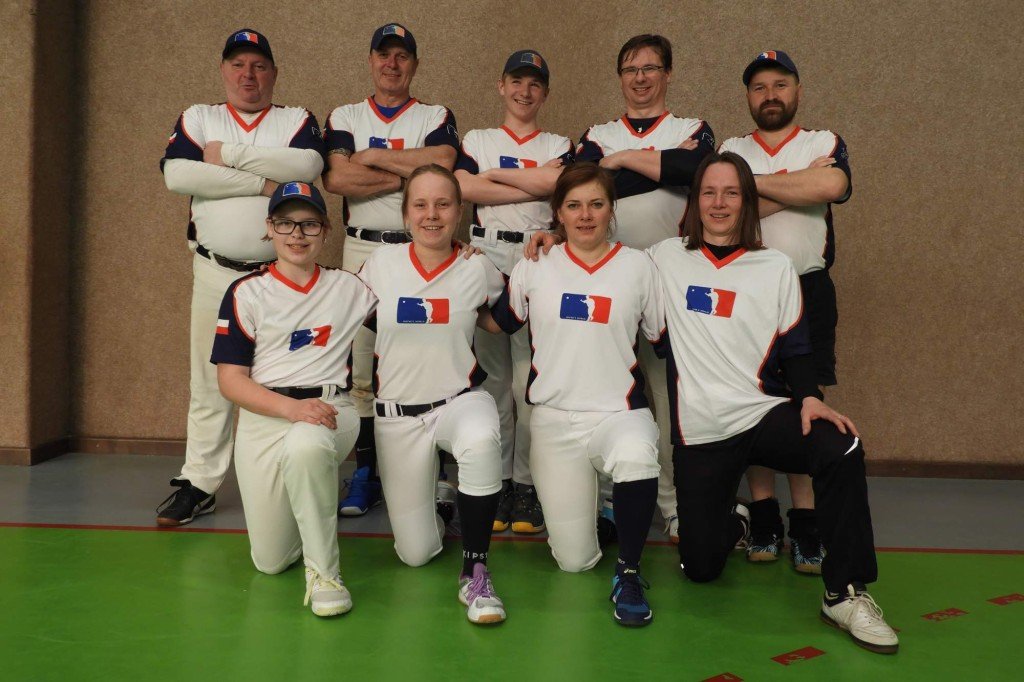 Na poličku 2019 | Waynes White