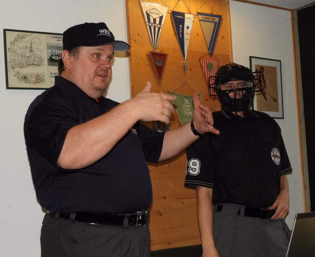 Školení rozhodčích u Waynů | Vladimír Richter a Michal Rotter | fototo Matěj