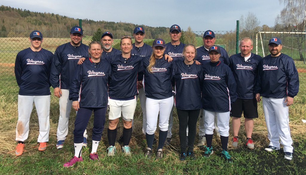 Waynes v nových bundách | 15.4.2018 Red field